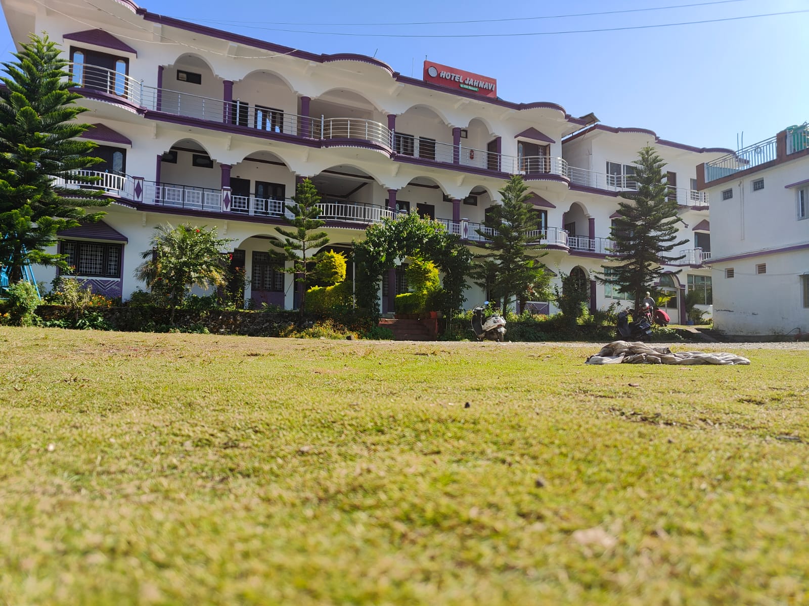 Hotel Jahnavi 