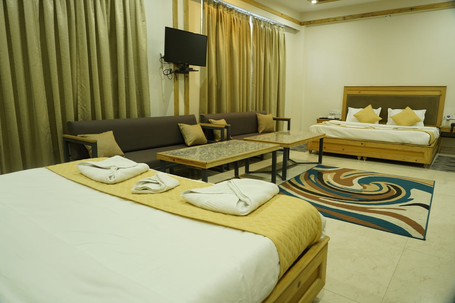 HOTEL DEVANSH 